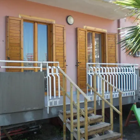 Holiday home Pomelia